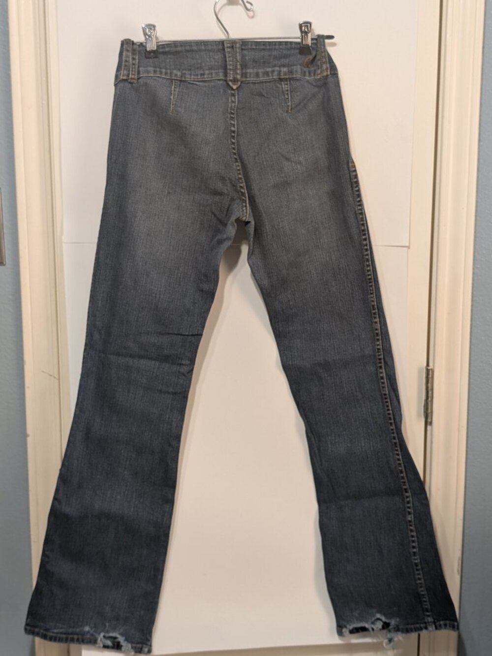 C'est Toi Low Rise Bootcut Jeans - Picture 3 of 9